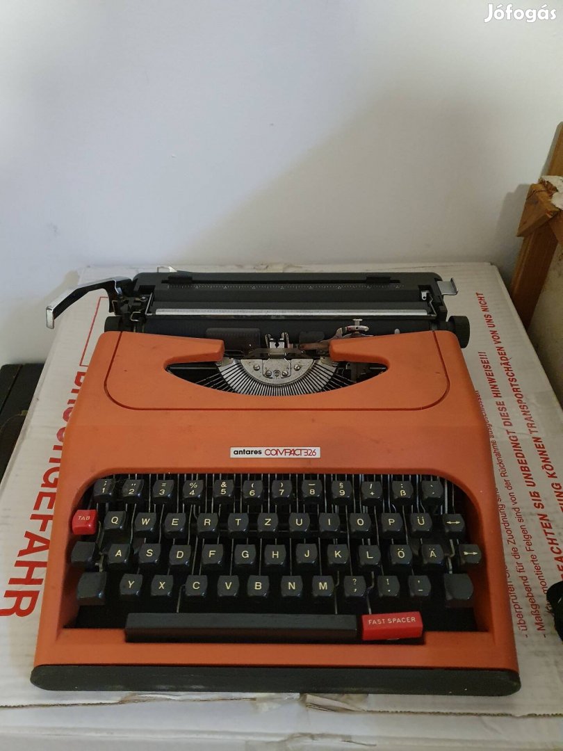 Antares Compact326 írógép