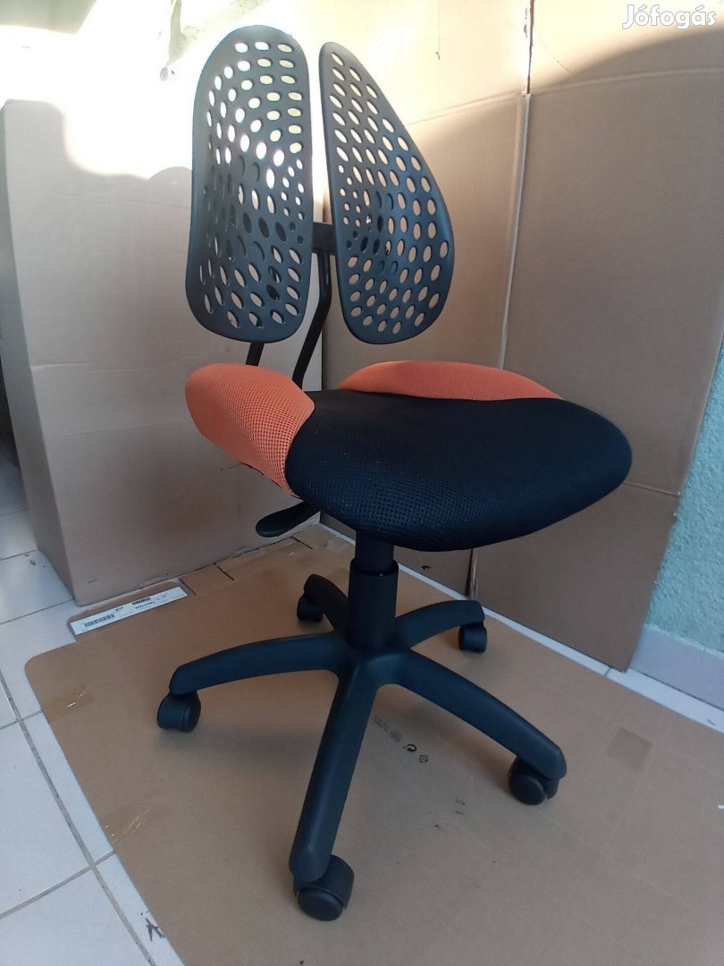Antares TOM 80 ergonómikus gyerekszék eladó, új