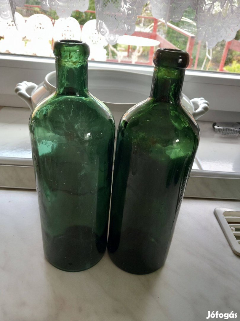 Antik 1 l-es zöld boros üveg párban