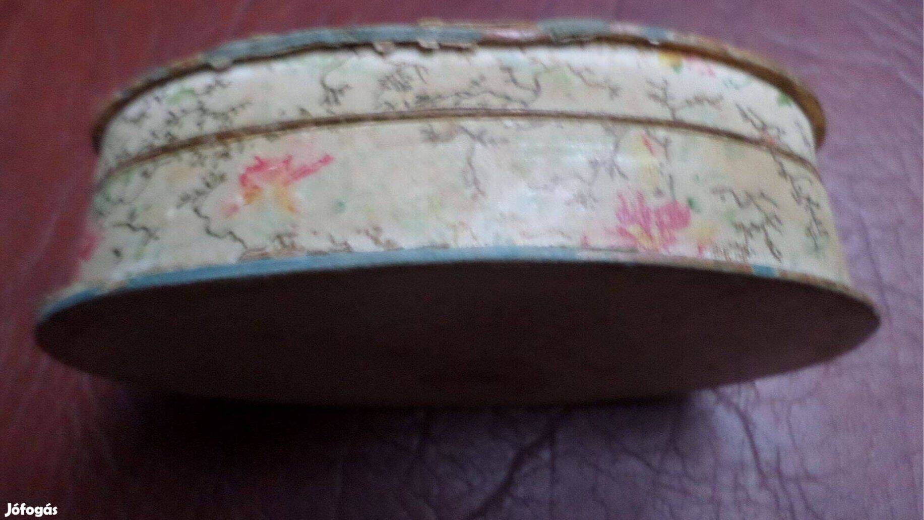 Antik Francia bonbonos doboz muzeális