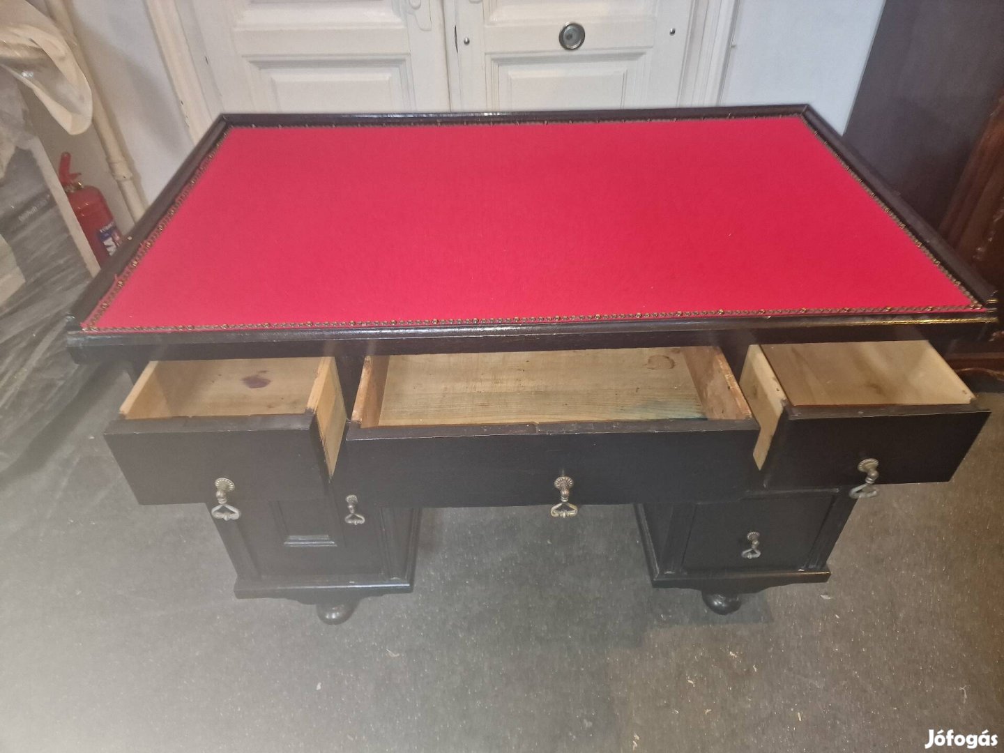 Antik Íróasztal.Szép állapotban!