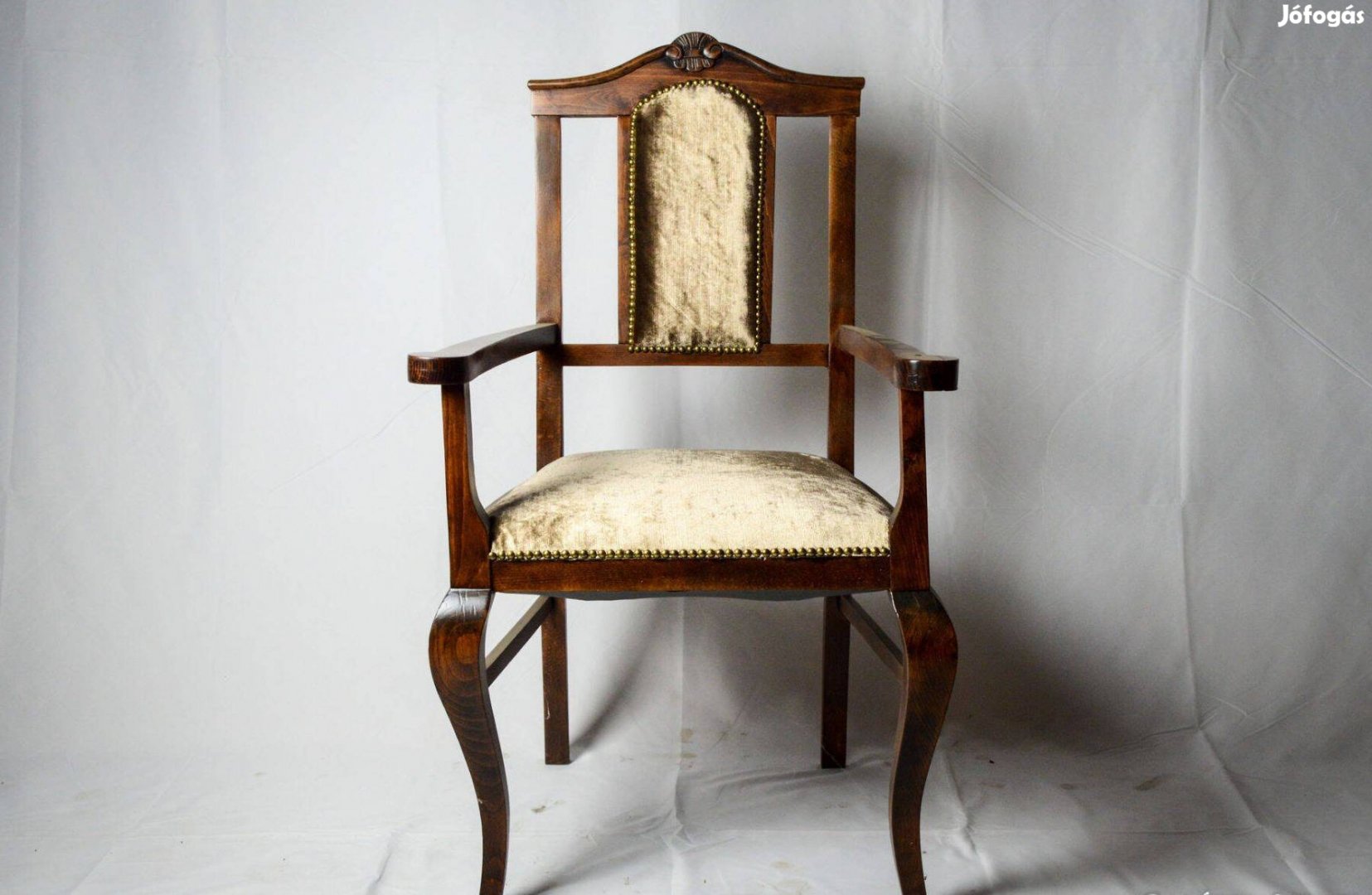 Antik Neobarokk karfás szék (restaurált)