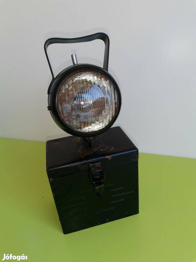 Antik Retró Vintage Hajdú akkumulátoros vasutas lámpa