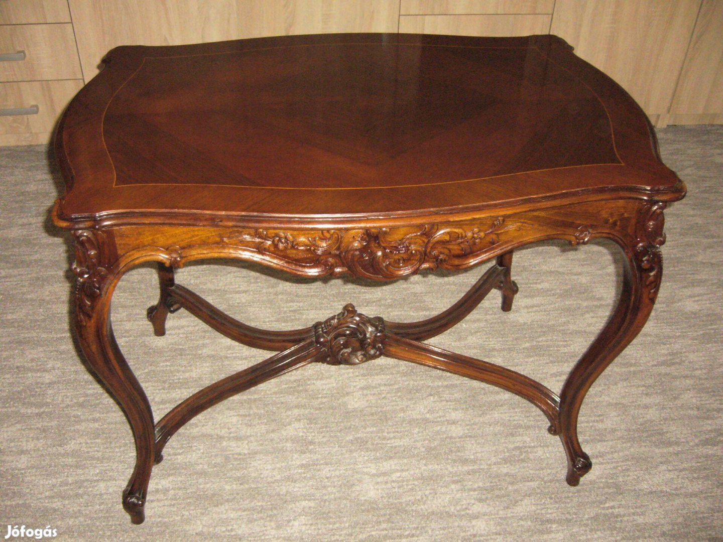 Antik Rokokó asztal ! . Gyűjteményi darab . Barokk . Cserélhető !