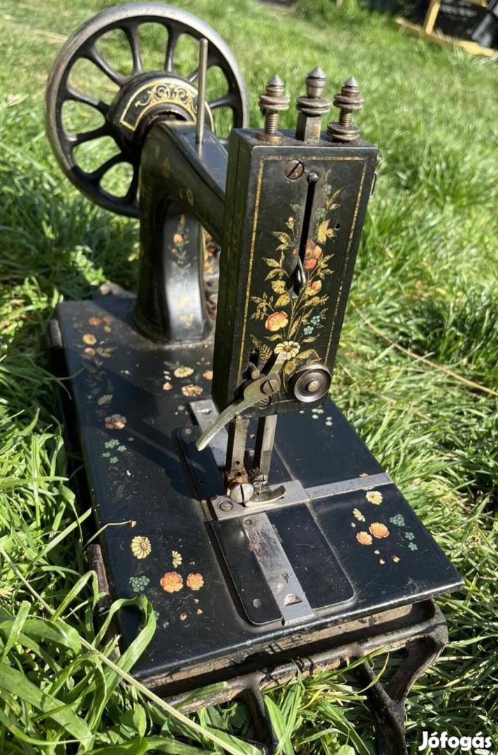 Antik Singer varrógép 
