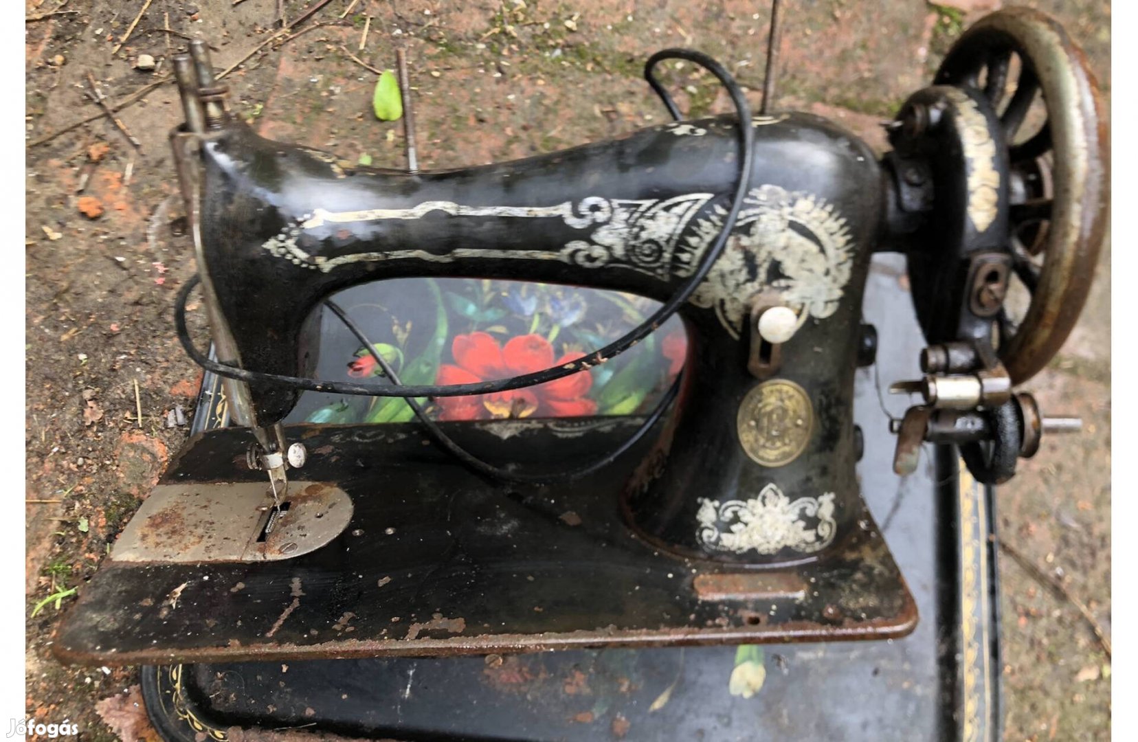 Antik Singer varrógép az 50-es évekből 15000 Ft