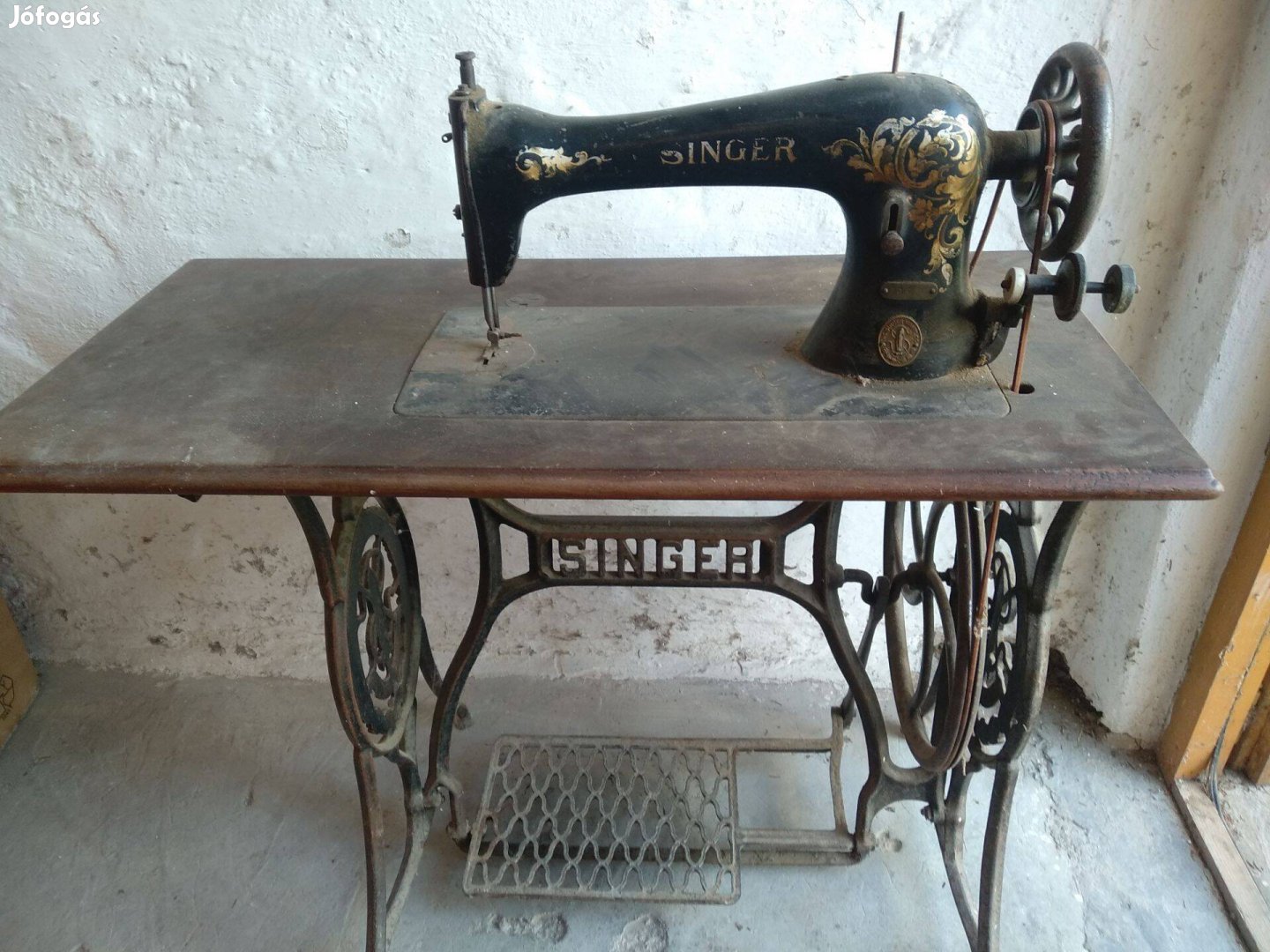 Antik Singer varrógép eladó