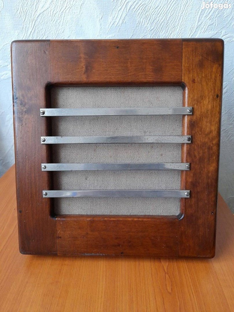 Antik , régi , vintage hangszóró doboz a '30 - as évekből