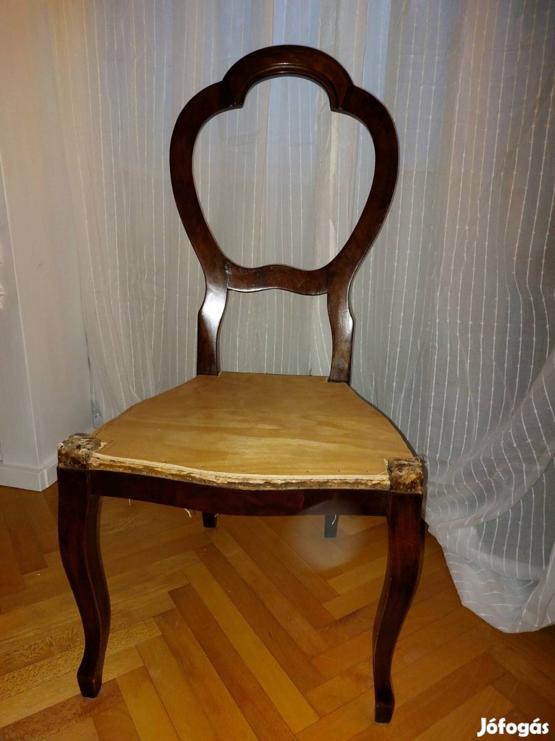 Antik, felújított szék eladó, kárpitozás nélkül!