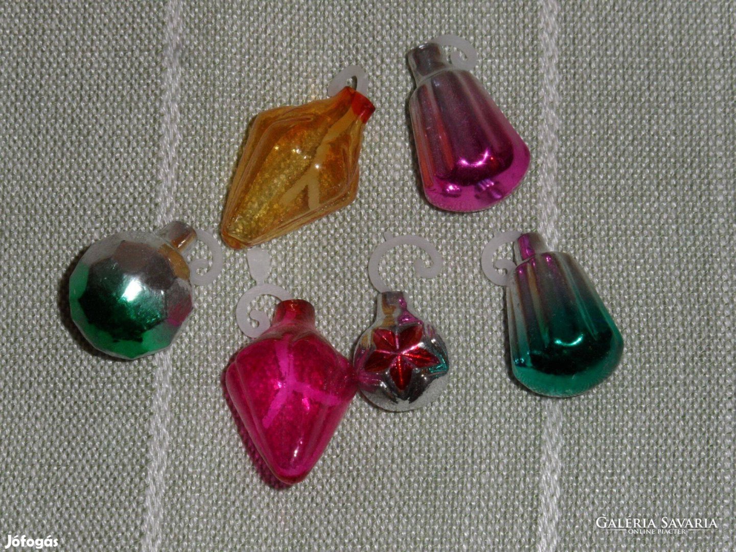 Antik, régi kisméretű üveg karácsonyfadísz 6 db. eladó