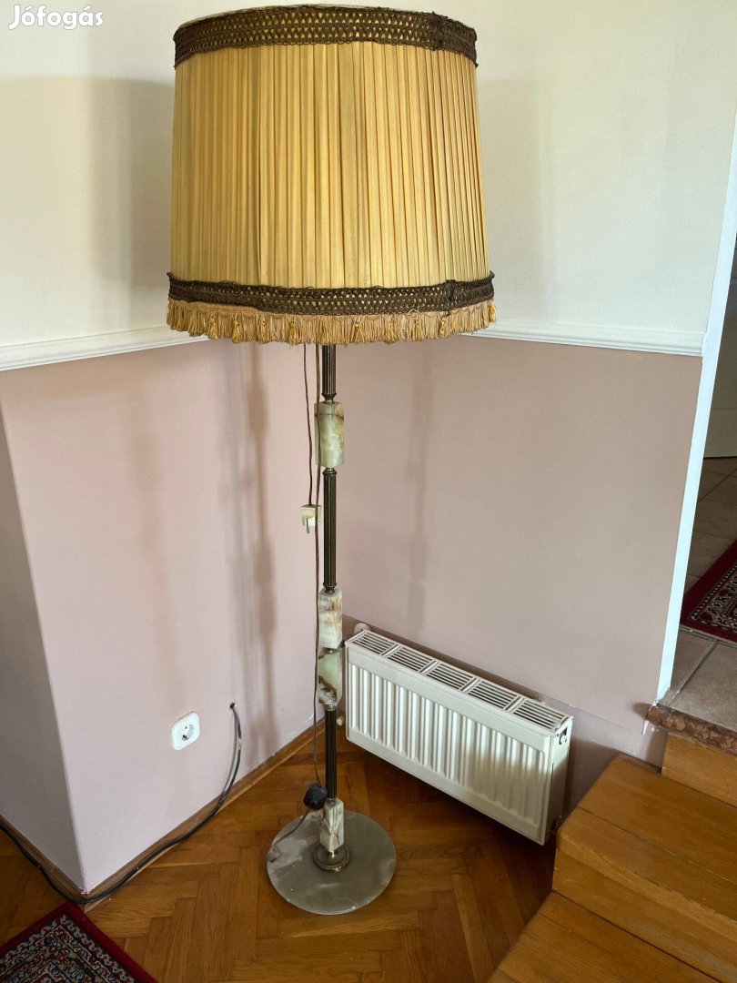 Antik állólámpa