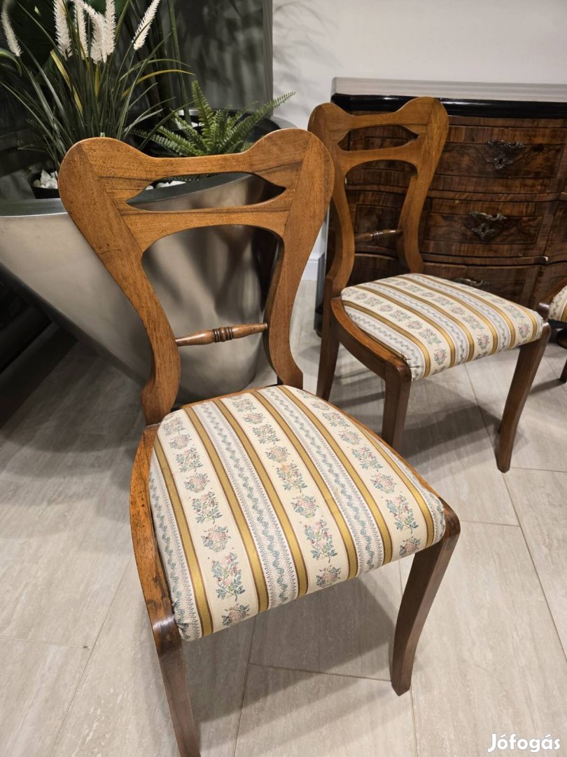 Antik bútor - Biedermeier stílusú székek