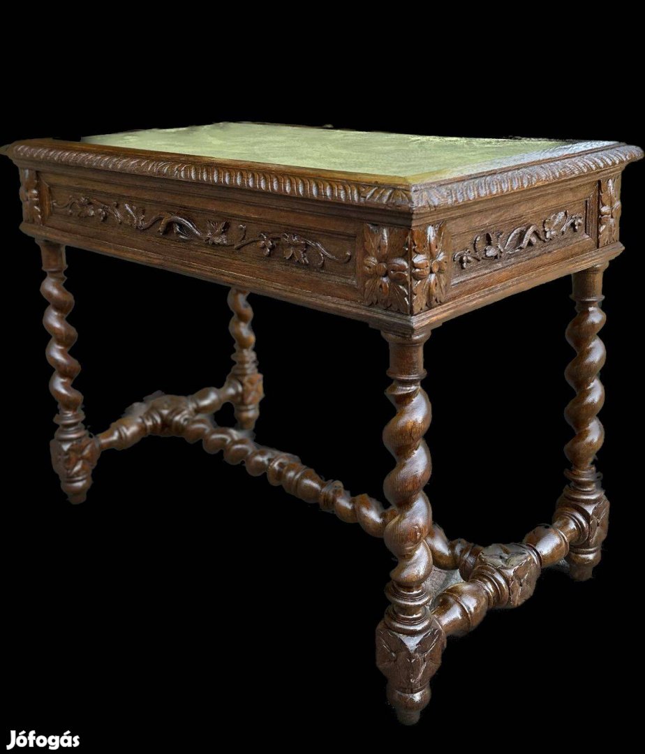Antik bútor - Reneszánsz stílusú női íróasztal