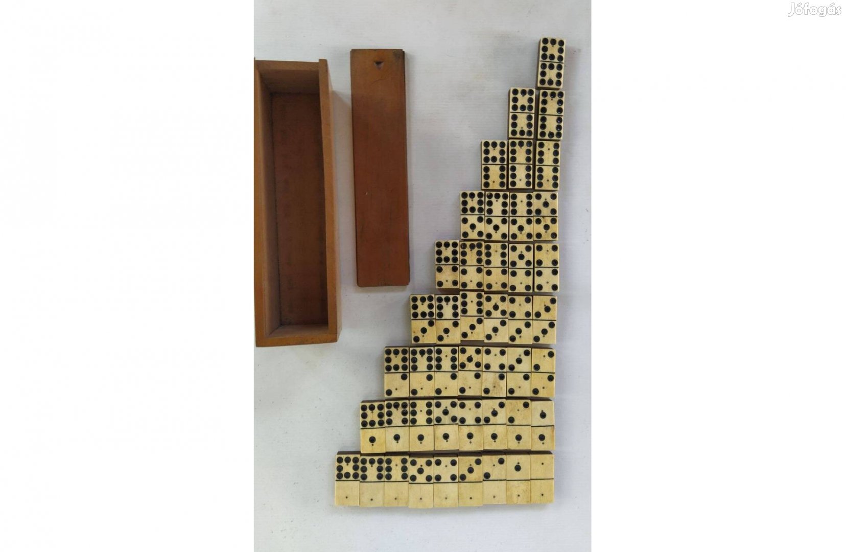 Antik csont borítású dominó készlet