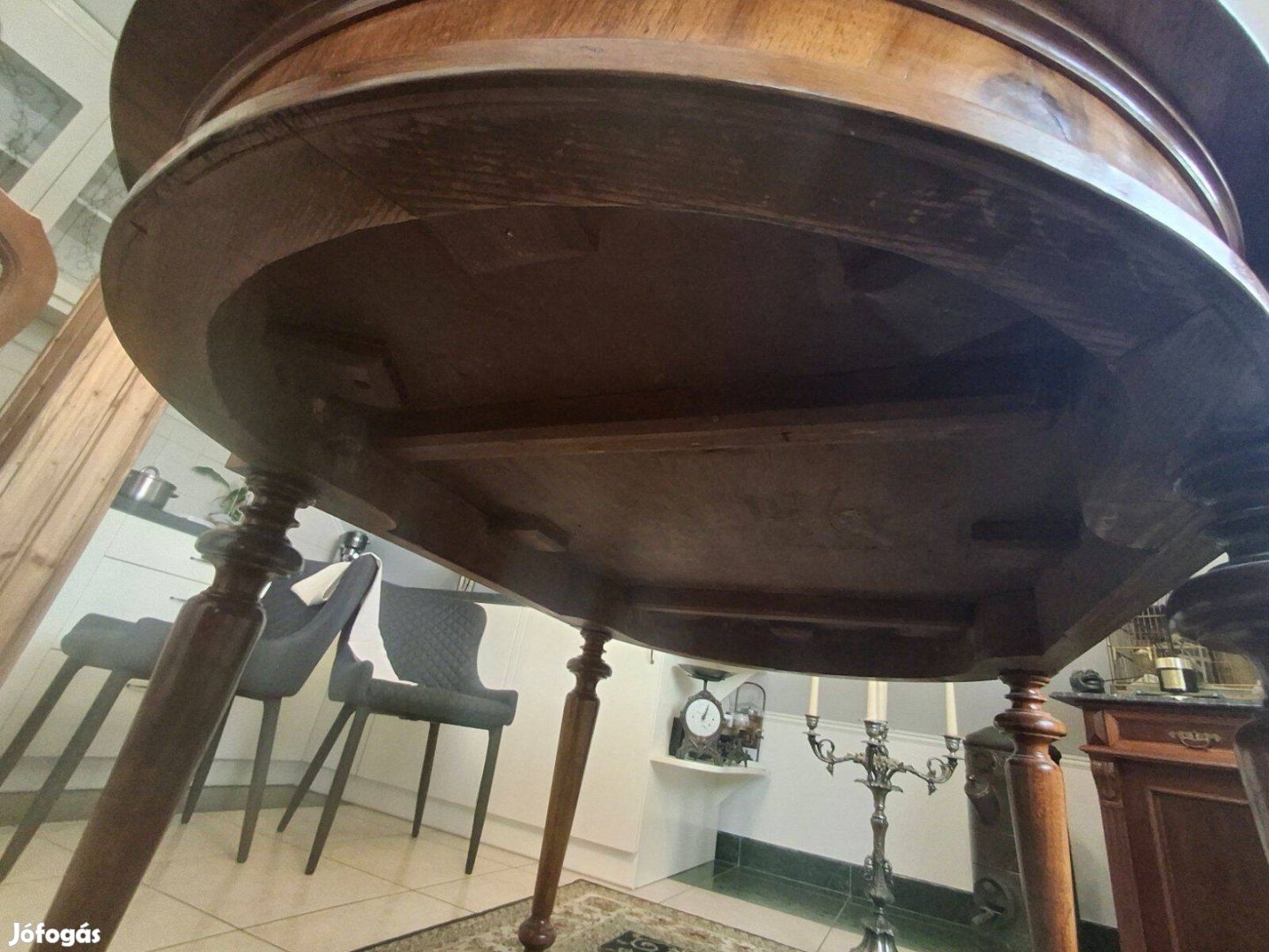 Antik étkező asztal