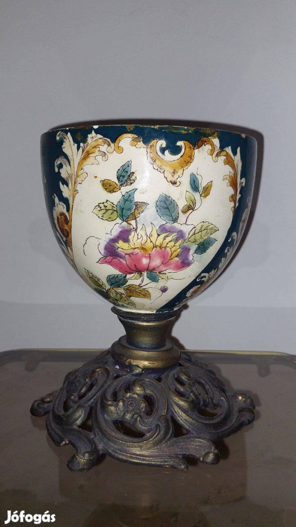 Antik fajansz petróleumlámpa