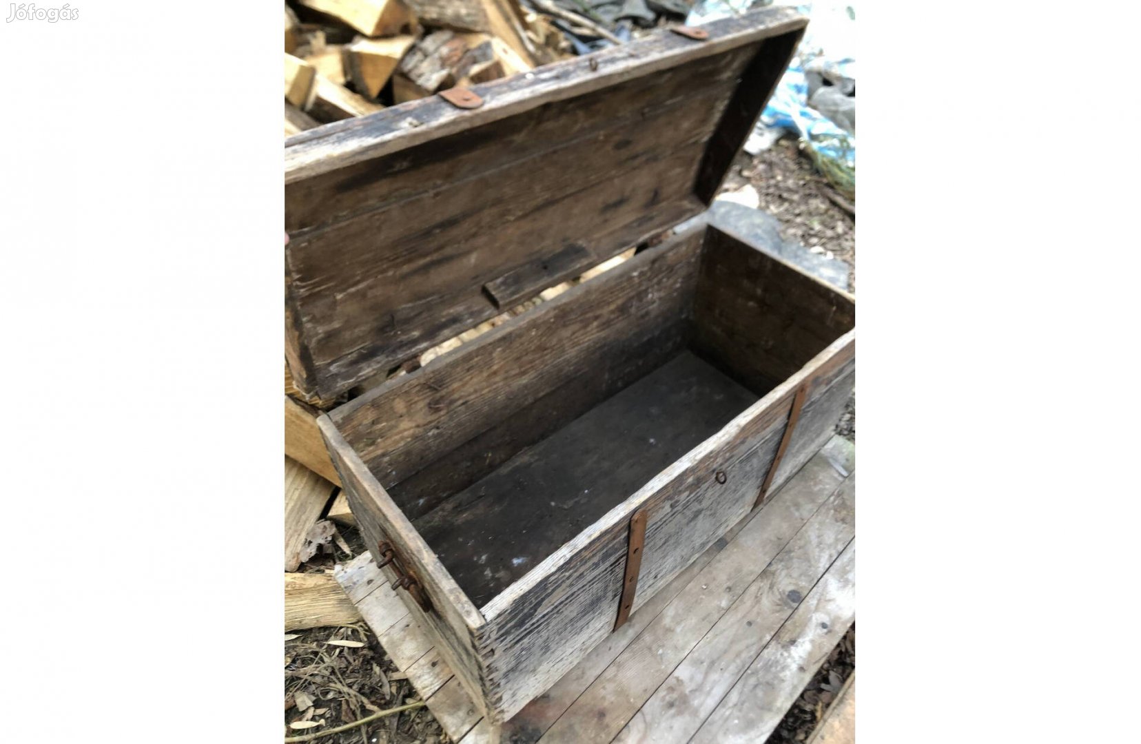 Antik faláda, katonaláda, kis sérüléssel,kb.120 éves 15000