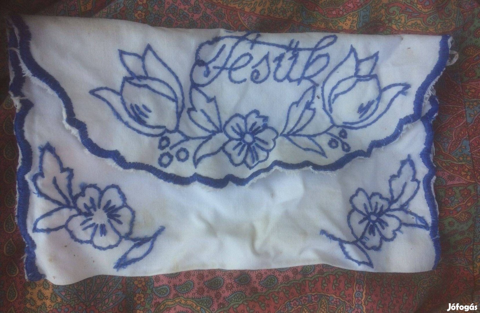 Antik fali textil fésű tartó hímzés 3000 ftLenti