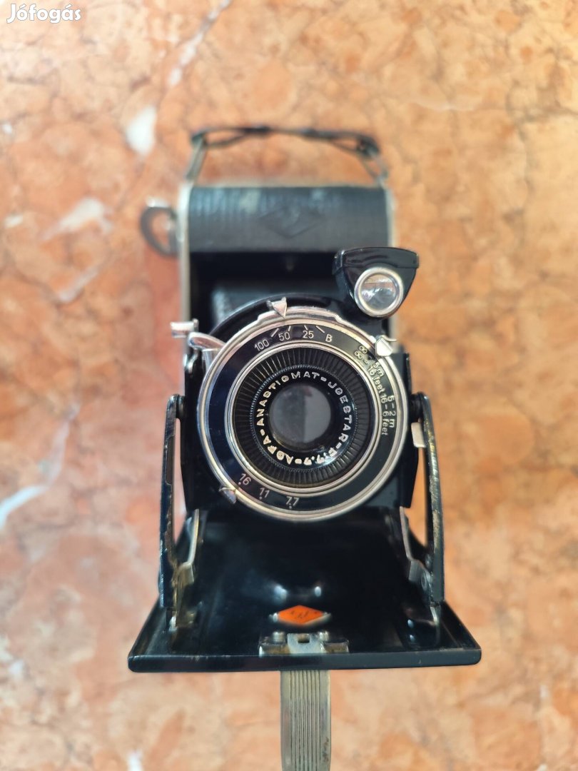 Antik fényképezőgép