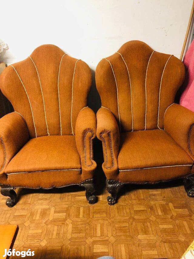 Antik fotelek és székek