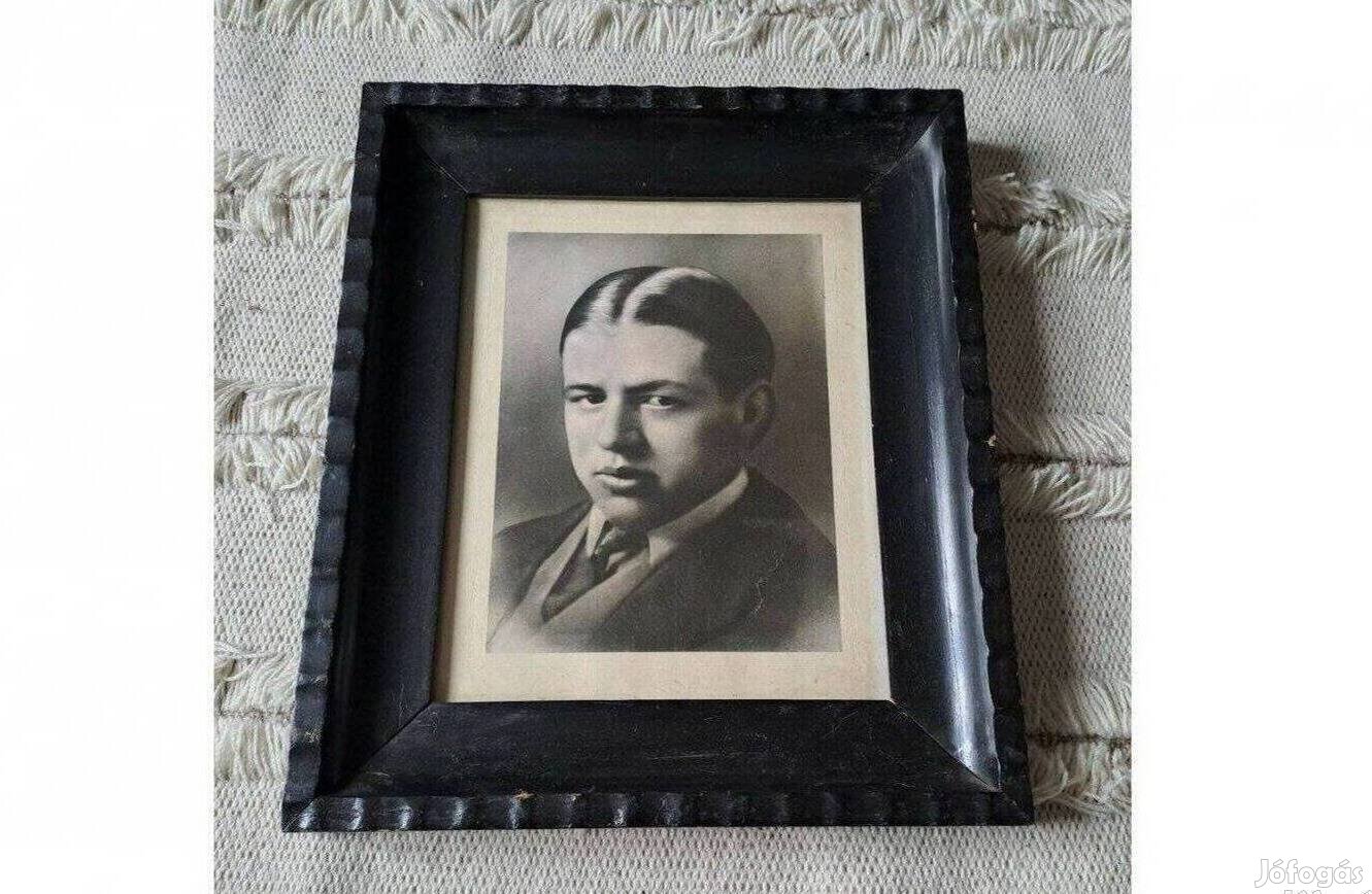 Antik fotográfia üveg mögött