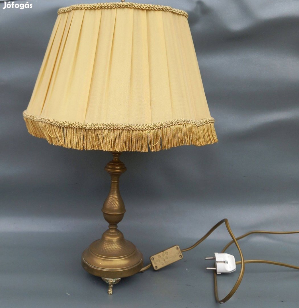 Antik gyertyatartó asztali lámpa