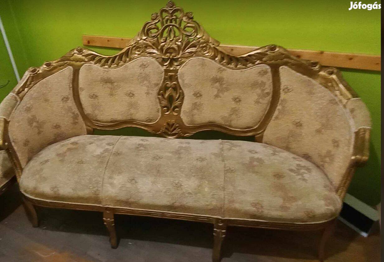 Antik hatású kanapé + 4 szék
