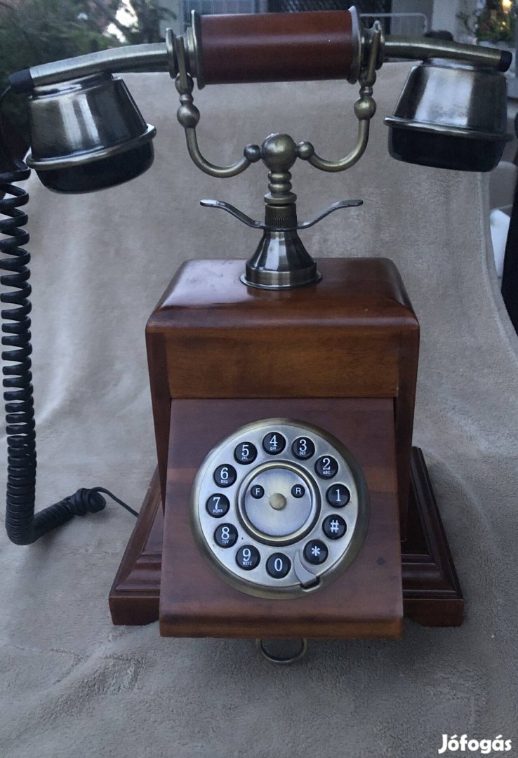 Antik hatású nosztalgia fa telefon