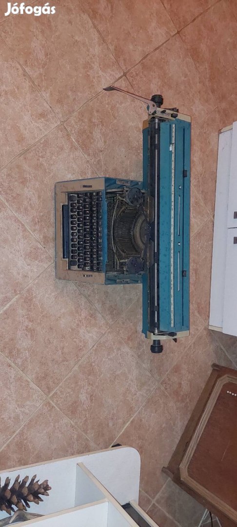 Antik írógép 