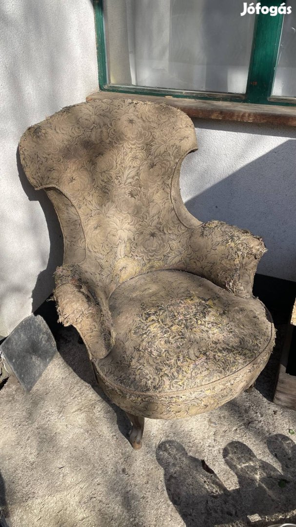 Antik karosszek 2db egyben