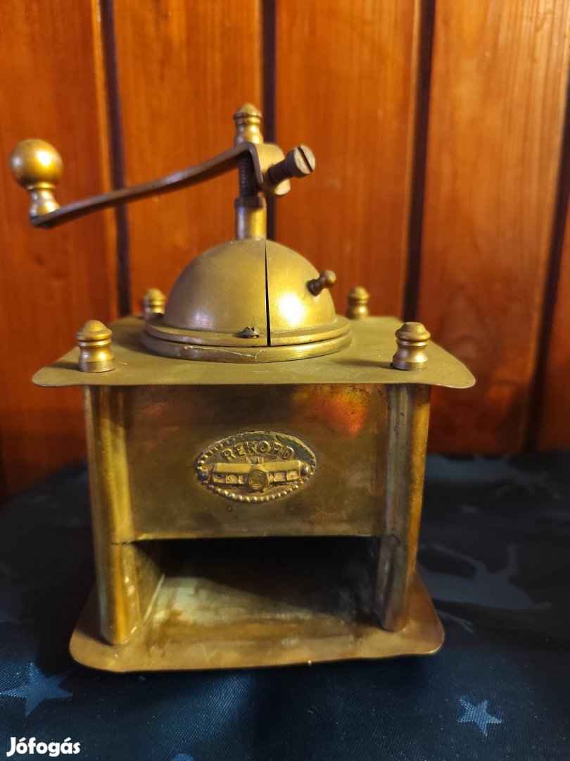 Antik kávédaráló