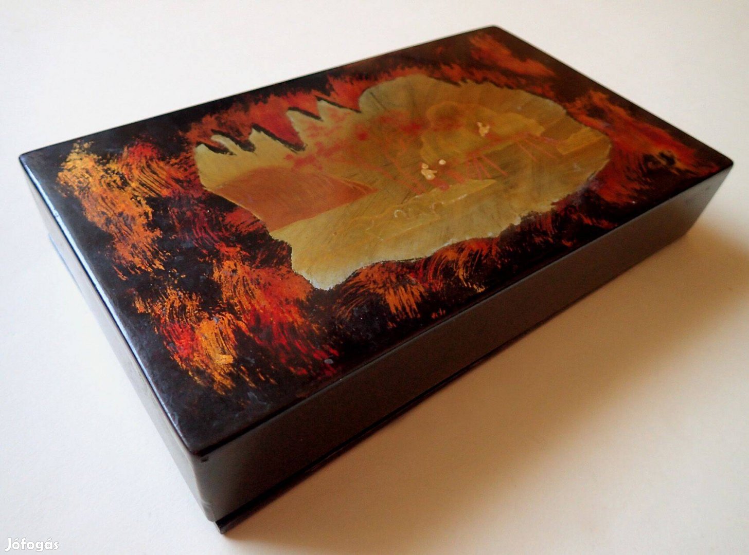 Antik kézzel festett keleti vietnámi fa lakk doboz