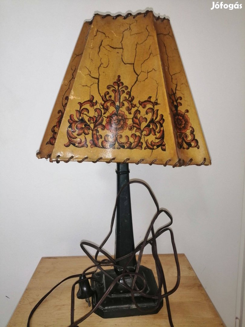Antik kézzel festett lámpa