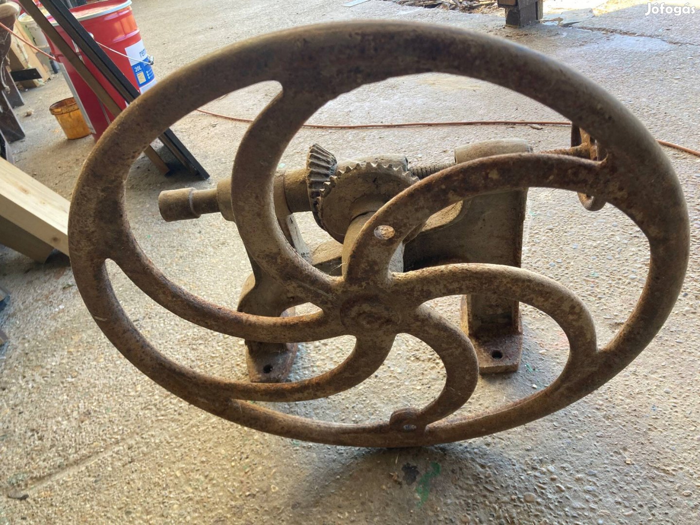 Antik kovács fúró