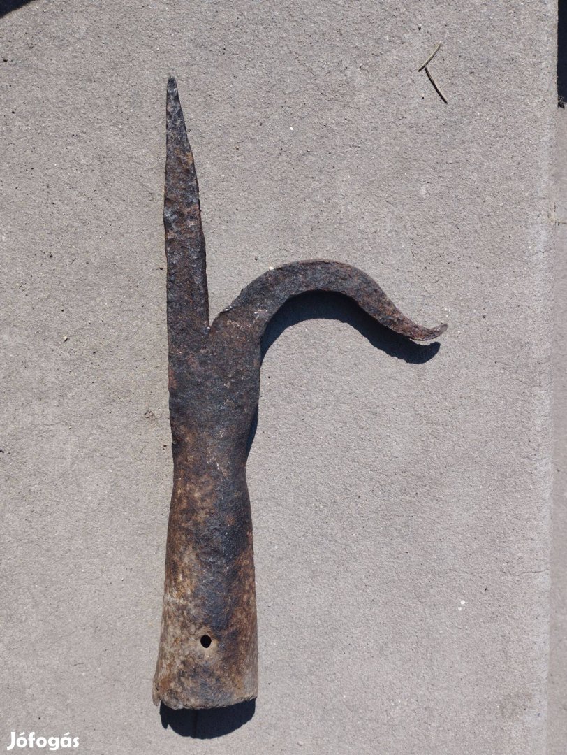 Antik kovácsoltvas csáklya