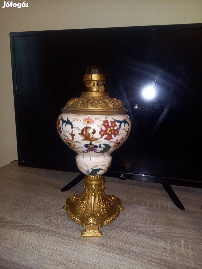 Antik majolika /porcelán petróleumlámpa régi lámpa retro régiség