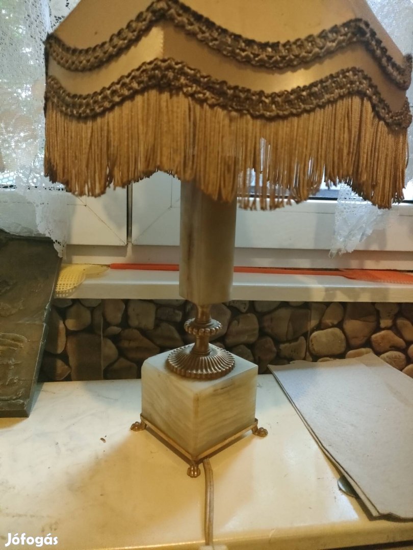 Antik marvany asztali lámpa 
