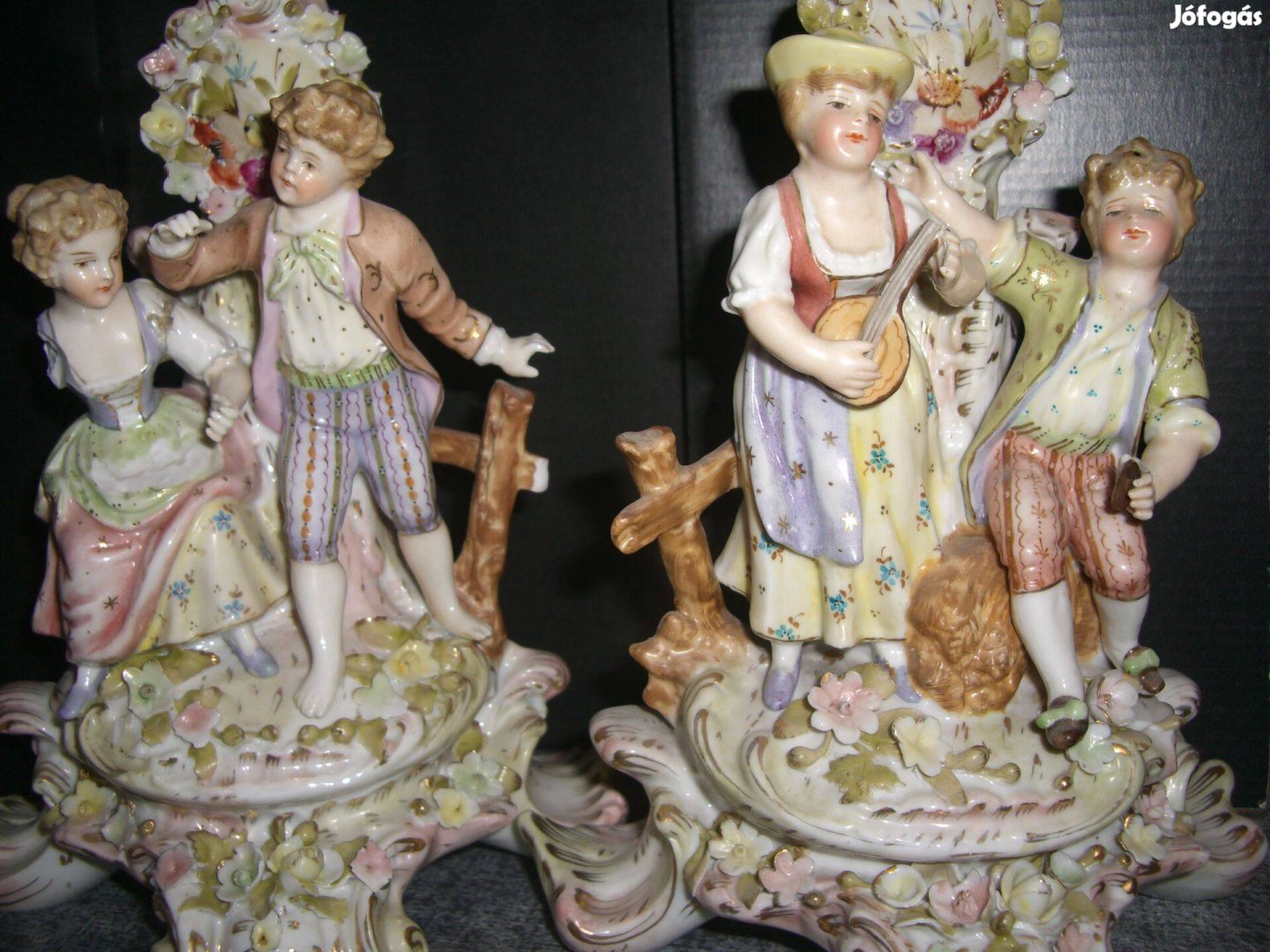 Antik német Sitzendorf porcelán figurális gyertyatartó pár