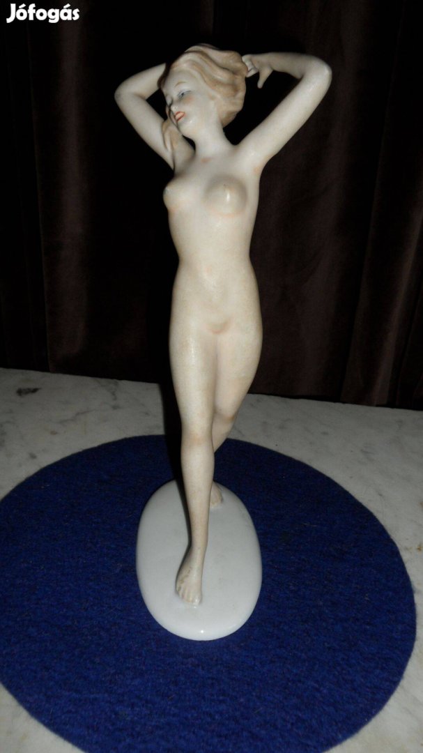 Antik német porcelán hibátlan színes női akt szép figura szobor