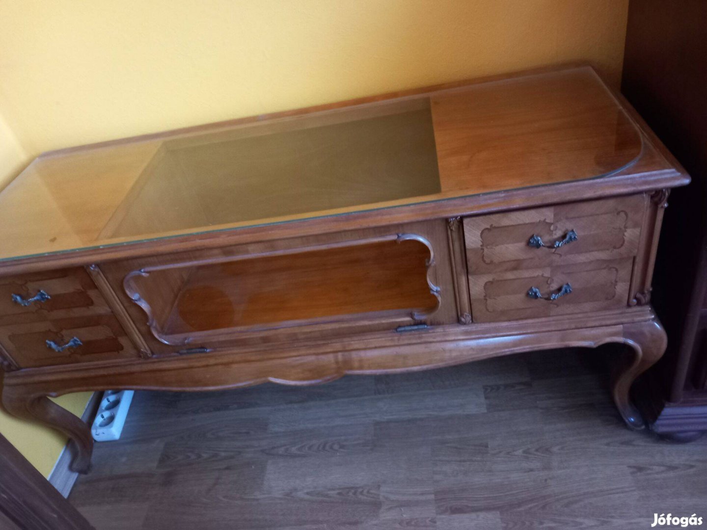 Antik neobarokk chippendale vitrines asztal 40x110cm 55cm