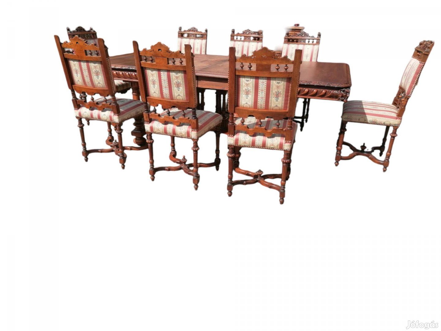 Antik neoreneszánsz dió étkező(asztal+8 szék)
