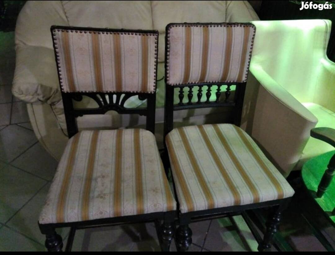 Antik párnás szék 