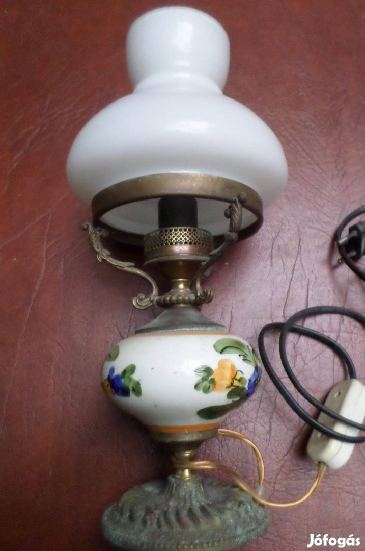 Antik porcelán lámpa gyönyörű
