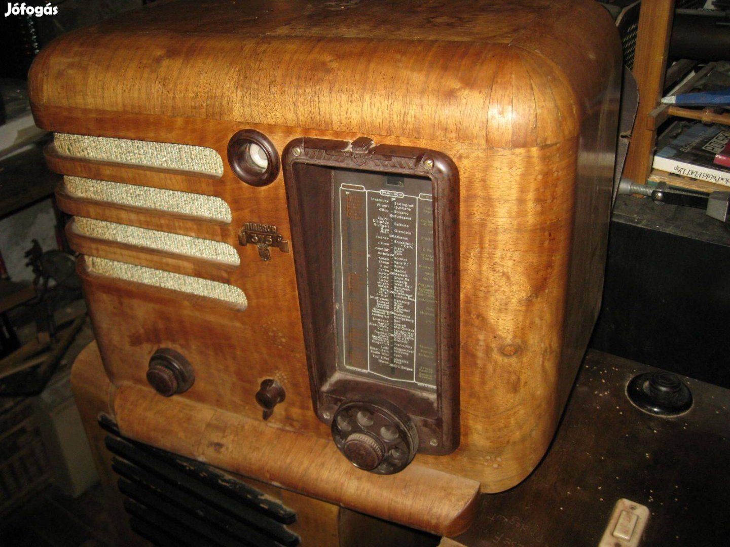 Antik rádió az 1940-es évekből