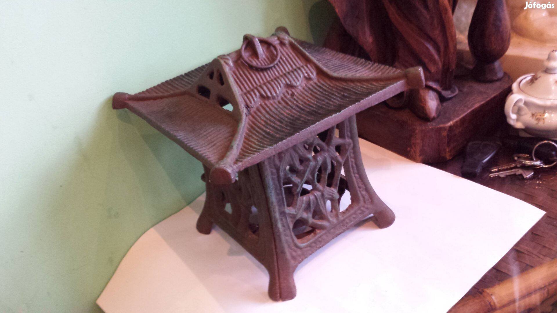 Antik régi 1900 körüli öntöttvas öntvény mécsestartó