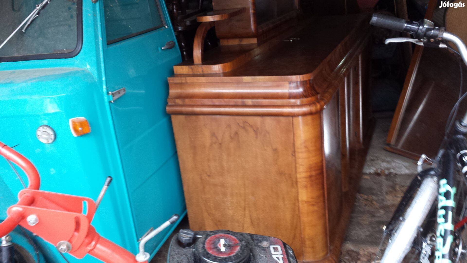 Antik régi Art deco vitrin diófa komód tálaló szekrény íves