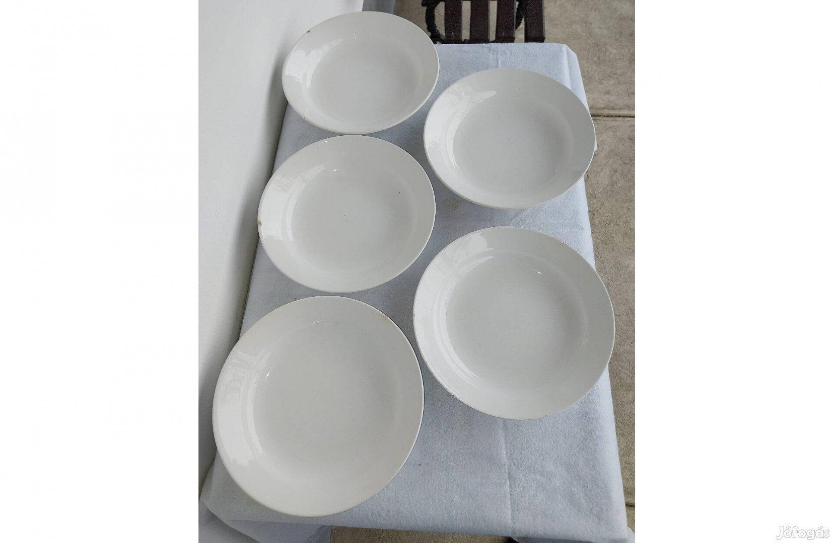 Antik retró régi porcelán tányérok