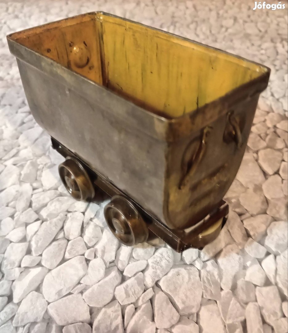 Antik sárgaréz bányászcsille