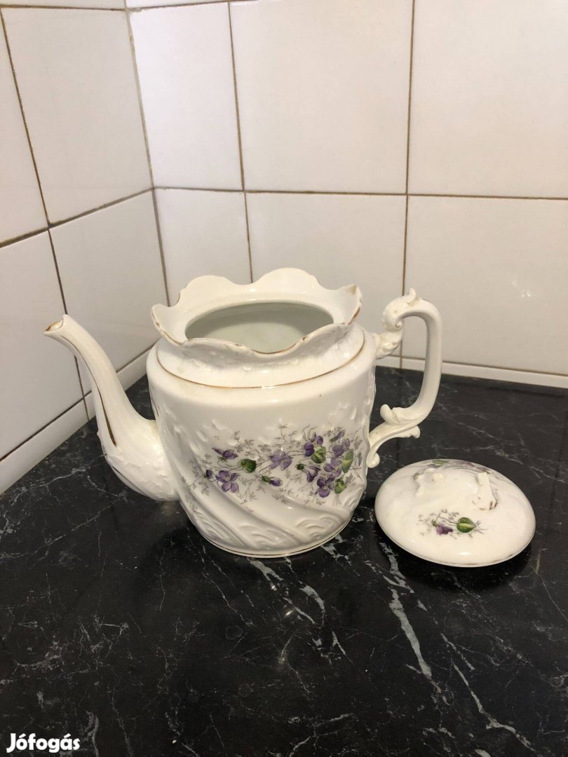 Antik szecessziós virágmintás porcelán kiöntő/kancsó, sorszámozott