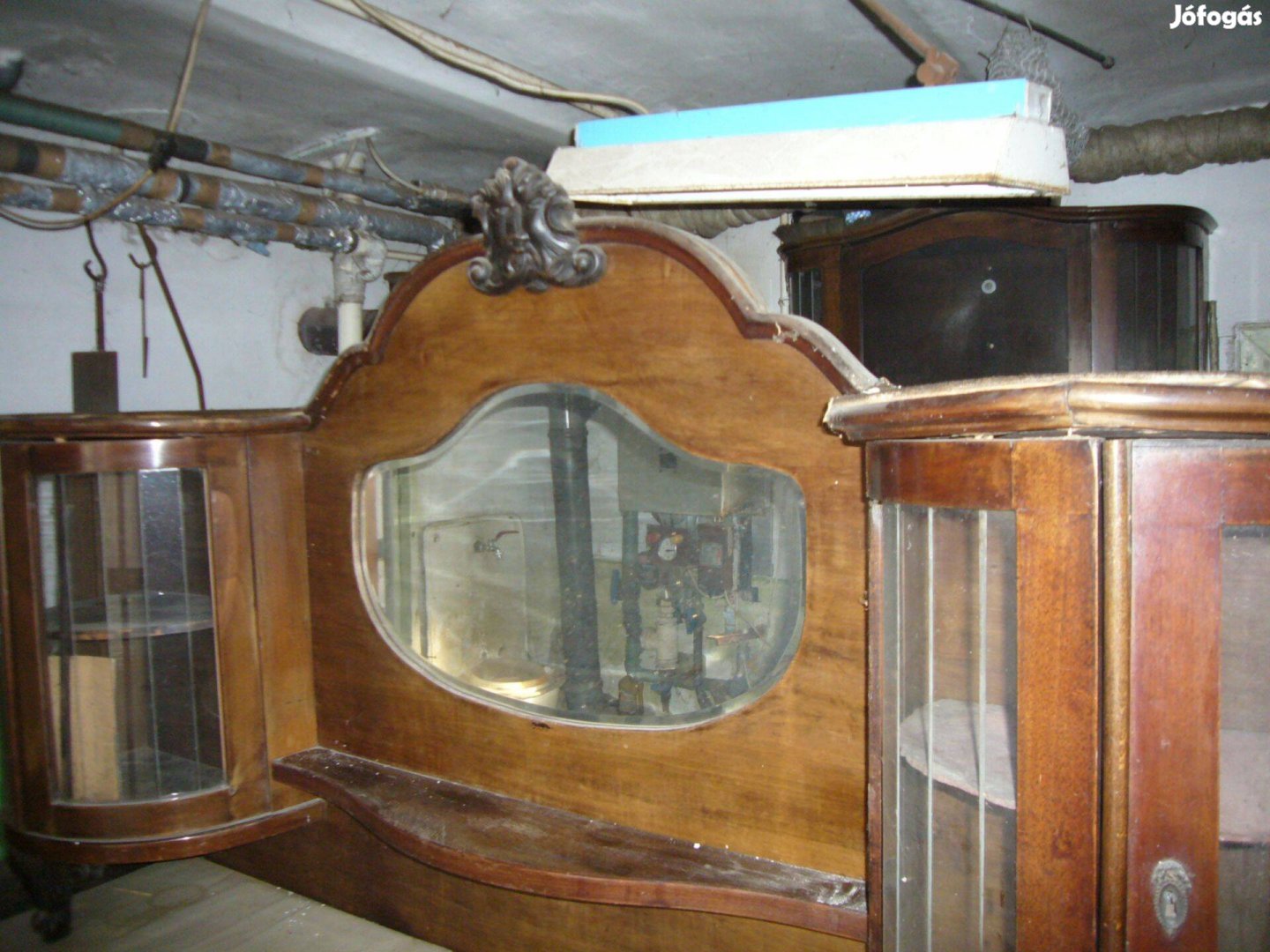 Antik tálaló és 2 részes fali szekrény